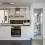 Rent 3 bedroom apartment in Valencia