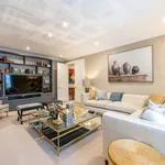 Rent 3 bedroom house of 242 m² in Belgravia,