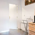 Rent a room of 110 m² in madrid