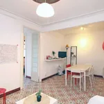 Rent a room of 90 m² in barcelona