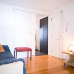 Rent 1 bedroom apartment of 30 m² in lisbon