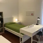 Rent a room in milan