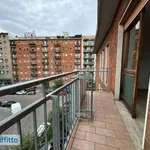 Rent 3 bedroom house of 99 m² in Milan