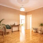 Rent a room of 196 m² in barcelona