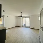 Rent 2 bedroom apartment of 32 m² in CUERS