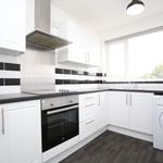 Rent 3 bedroom flat in West Midlands