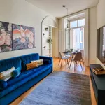 Rent 1 bedroom apartment of 45 m² in Porto