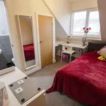 Rent 6 bedroom apartment in West Midlands