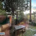 Affitto 2 camera appartamento di 75 m² in Genoa