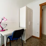 Alquilar 4 dormitorio apartamento en Valencia