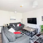 Rent 2 bedroom apartment of 570 m² in Nottingham