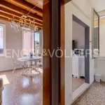 Rent 4 bedroom apartment of 65 m² in Venice