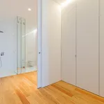 Rent 3 bedroom apartment of 148 m² in Lisbon