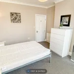 Rent 1 bedroom apartment in Reigate and Banstead