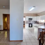 Rent 3 bedroom apartment of 240 m² in Jeffreys Bay