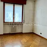 Affitto 3 camera appartamento di 119 m² in Lecco