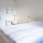 Rent a room in lisbon