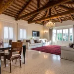 Rent 2 bedroom apartment of 200 m² in Padova