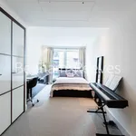 Rent 2 bedroom apartment of 71 m² in London