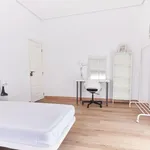 Rent 5 bedroom apartment in Seville