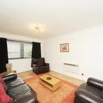 Rent 2 bedroom flat in Aberdeen