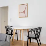 Rent 1 bedroom apartment of 41 m² in lisbon