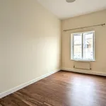 Rent 2 bedroom flat in South East England