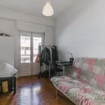 Rent 3 bedroom apartment in Lisbon