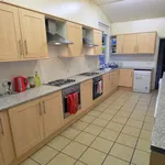 Rent 8 bedroom house in Leeds