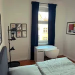 Rent a room of 70 m² in Berlin