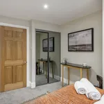 Rent 2 bedroom apartment in Bath