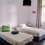 Miete 2 Schlafzimmer wohnung von 56 m² in Frankfurt am Main