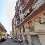 Affitto 3 camera appartamento di 85 m² in Messina