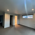 Rent 4 bedroom apartment in Hamilton