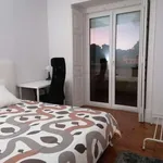 Rent a room in lisbon