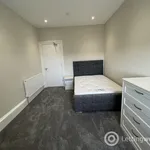 Rent 3 bedroom flat in Dundee