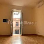 Affitto 5 camera appartamento di 172 m² in Rome