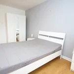 Rent 2 bedroom flat in Glasgow