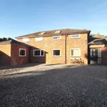 Rent 5 bedroom flat in Winchester