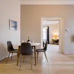 Pronajměte si 1 ložnic/e byt o rozloze 56 m² v Prague