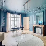 Rent 7 bedroom apartment of 220 m² in Paris