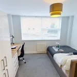 Rent 8 bedroom flat in East Midlands