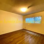 Rent 2 bedroom apartment of 102 m² in Los Angeles