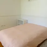 Rent 4 bedroom apartment in Lisbon