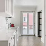 Rent 2 bedroom apartment of 82 m² in lisbon