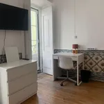 Rent 1 bedroom apartment in Lisbon