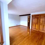 Rent 2 bedroom apartment of 138 m² in Quincy