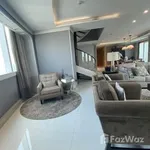 Rent 3 bedroom house of 245 m² in Bangkok