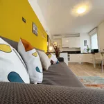 Rent 2 bedroom apartment in Milan