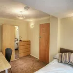 Rent 6 bedroom flat in Colchester